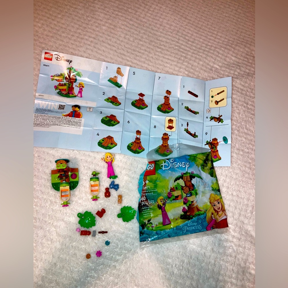 DISNEY LEGO SET NEW